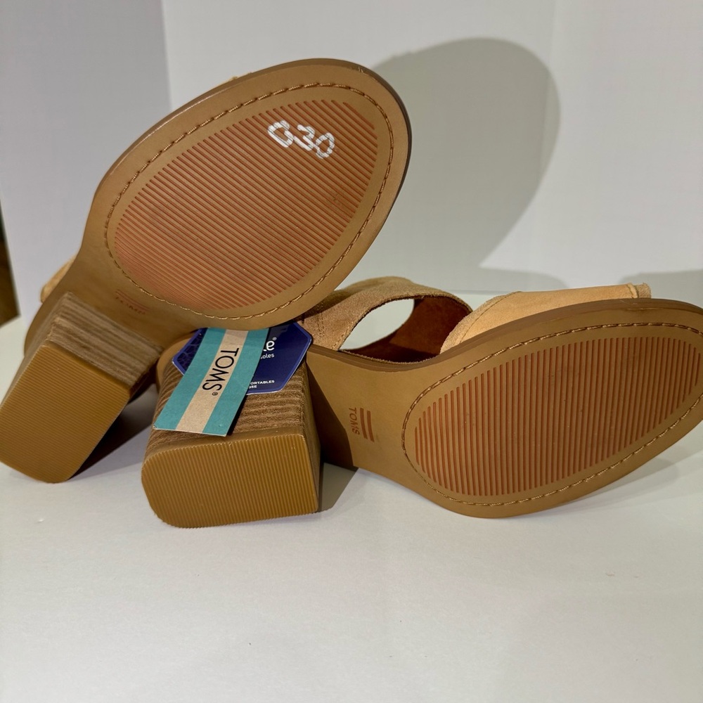 NWT TOMS Majorca Honey Open-Toe Suede Block Heels - Picture 6 of 10